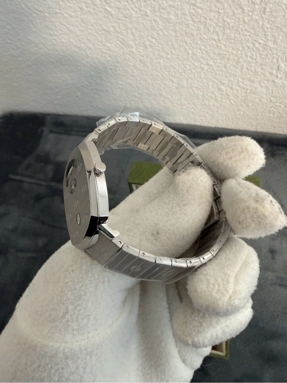 Brand New Gucci Grip Watch Silver Stainless Steel Quartz 38mm - Picture 3 of 12